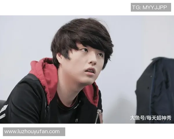 FPX战队在DOTA2赛季中的转型与挑战分析